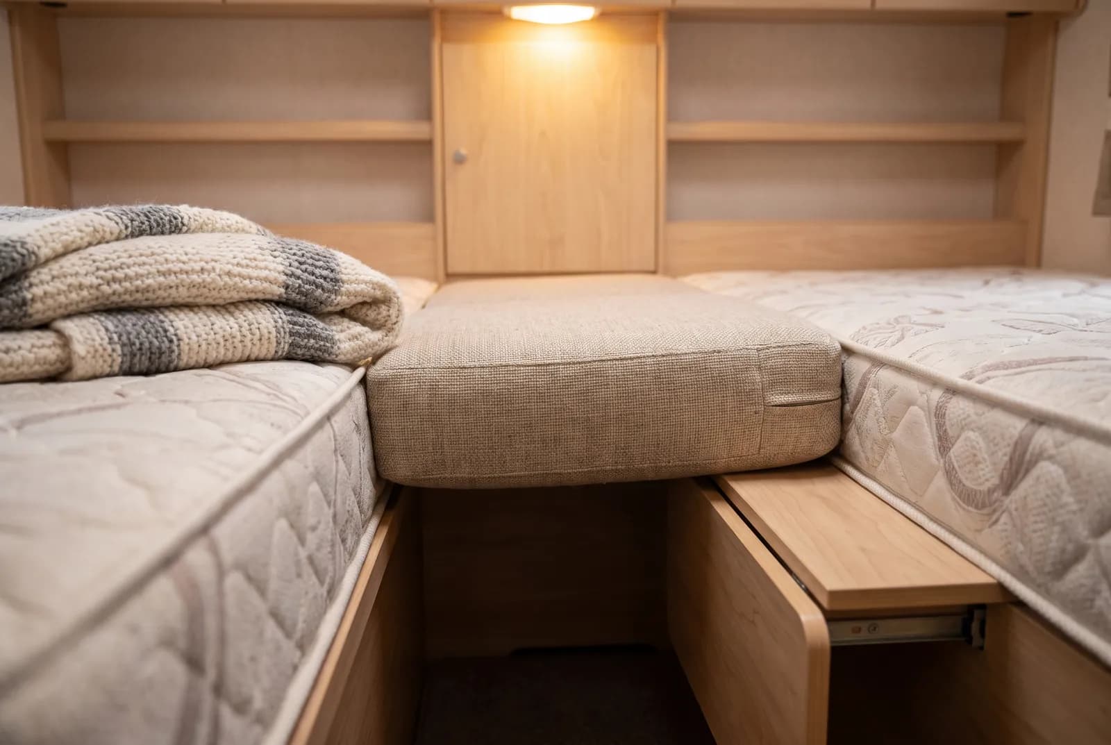 Detail van een Home-car Eenpersoonsbedden